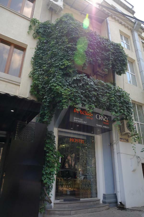 Crazy Hostel Yerevan Exterior photo